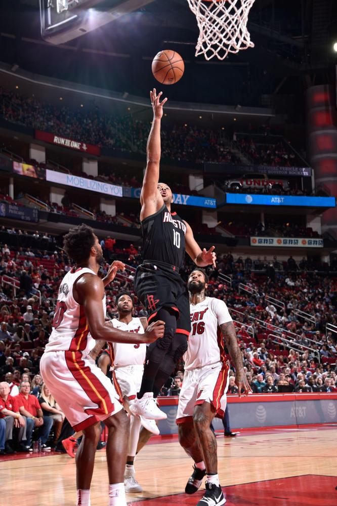 爱游戏-里程碑夜！克里夫兰骑士手感冰凉，荷甲今晚刷纪录，气氛紧张，高层口径保持一致(克利夫兰骑士2016夺冠回放)