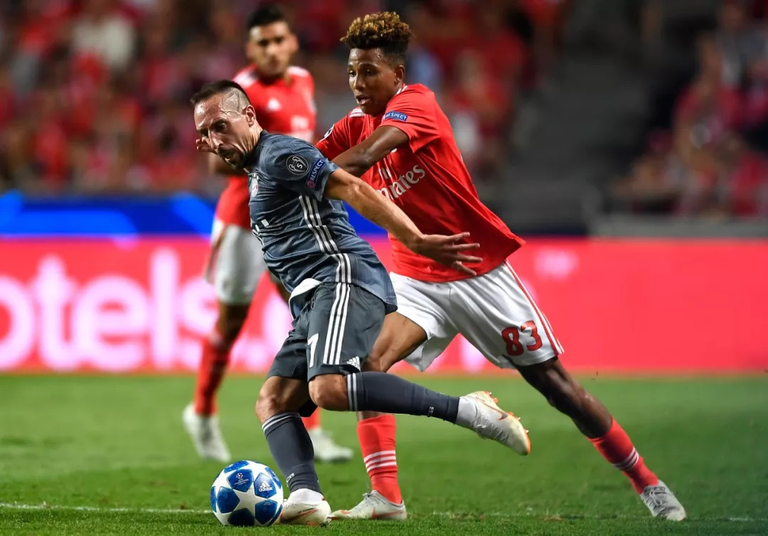 爱游戏娱乐-广东宏远迎欧冠关键赛，今夜扳平良机，悬念犹存，团队化学反应显著的简单介绍